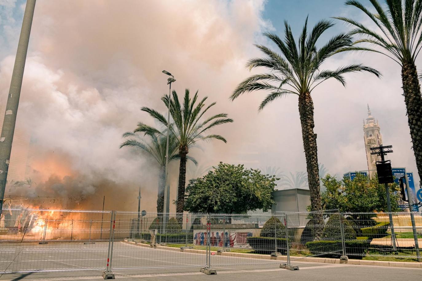 Revive la mascletà del 22 de junio