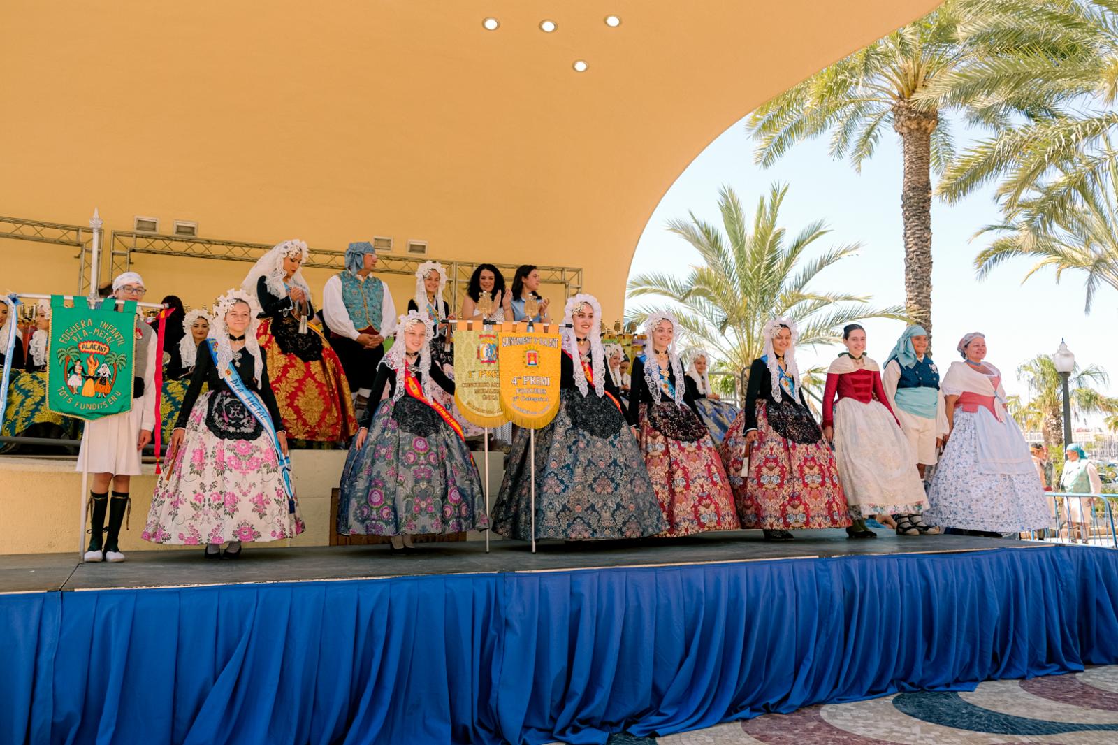 ¿Has recogido premio en las Hogueras? Búscate en las fotos (I)