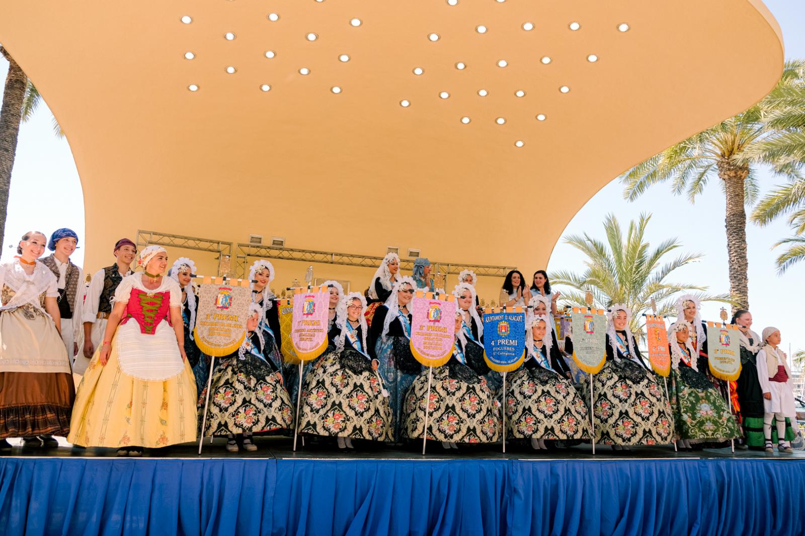 ¿Has recogido premio en las Hogueras? Búscate en las fotos (I)