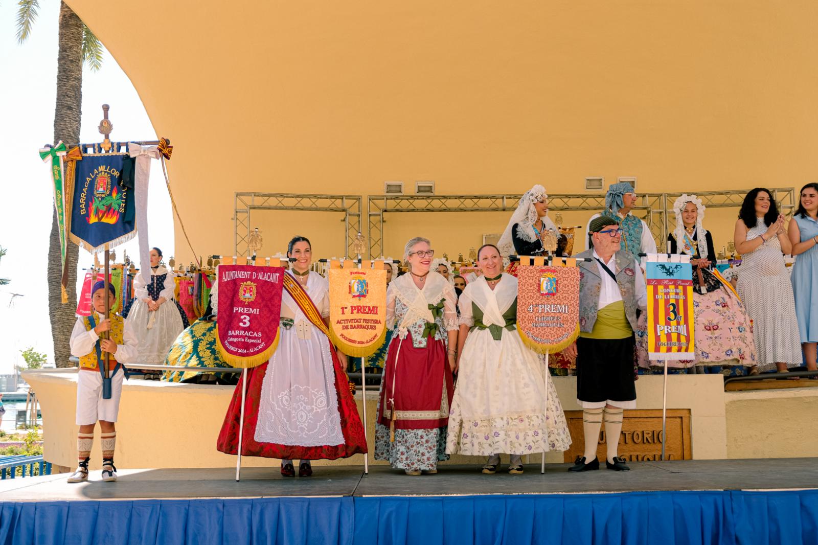 ¿Has recogido premio en las Hogueras? Búscate en las fotos (I)