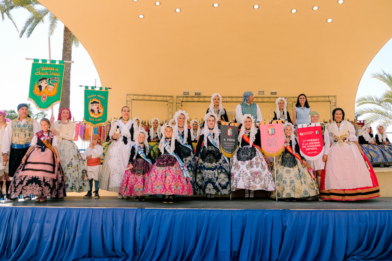 ¿Has recogido premio en las Hogueras? Búscate en las fotos (I)