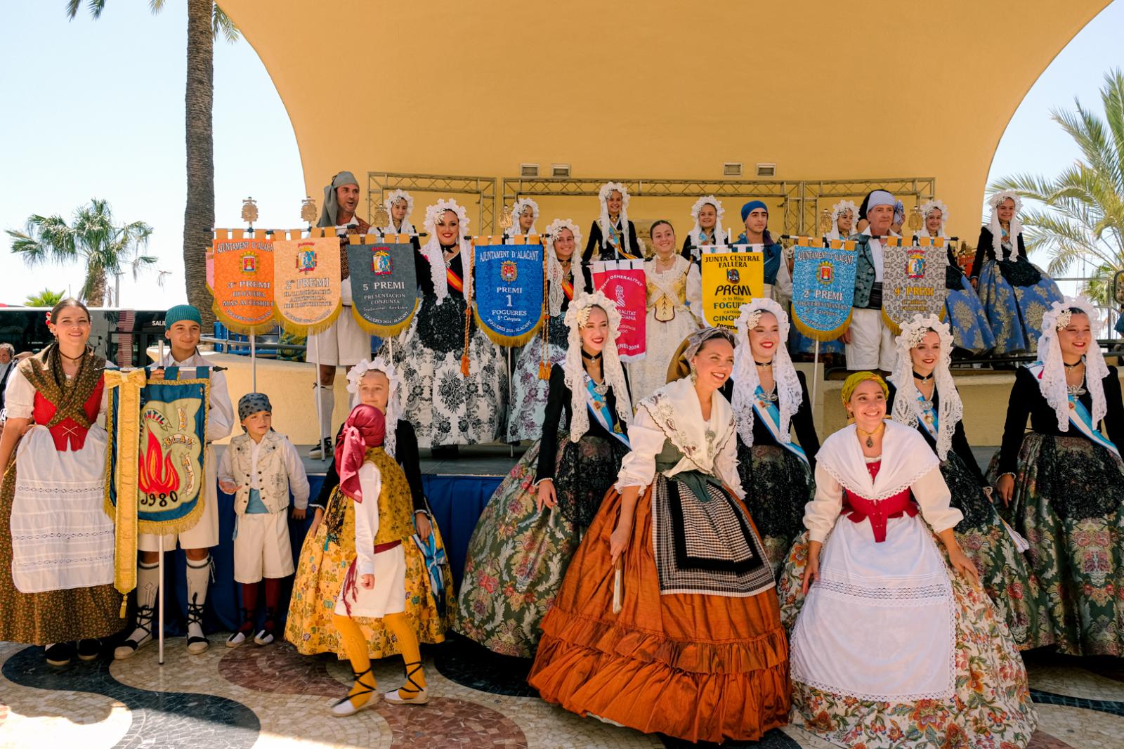 ¿Has recogido premio en las Hogueras? Búscate en las fotos (II)