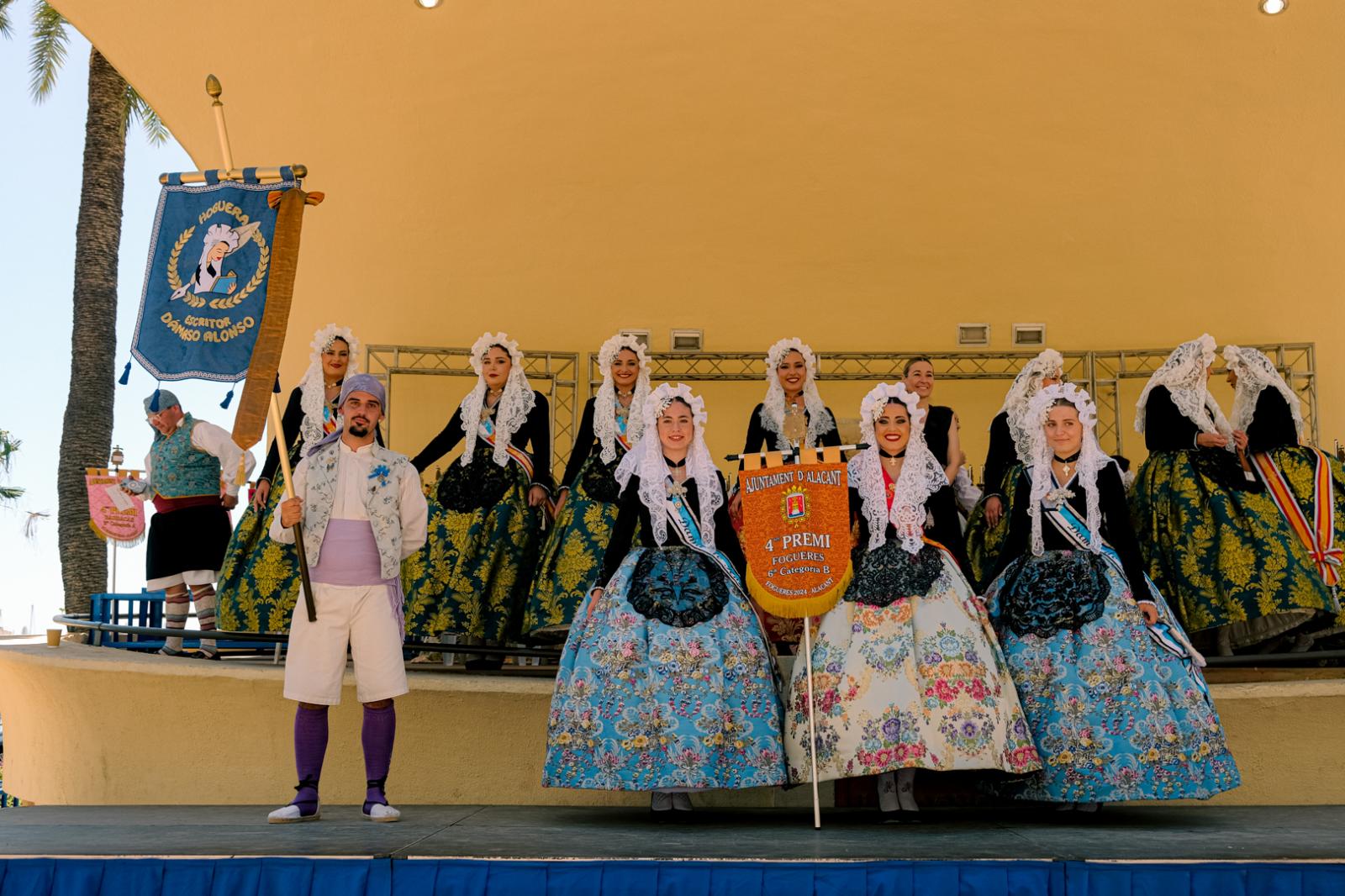 ¿Has recogido premio en las Hogueras? Búscate en las fotos (II)