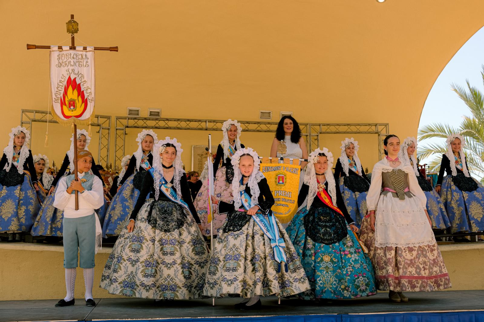 ¿Has recogido premio en las Hogueras? Búscate en las fotos (II)