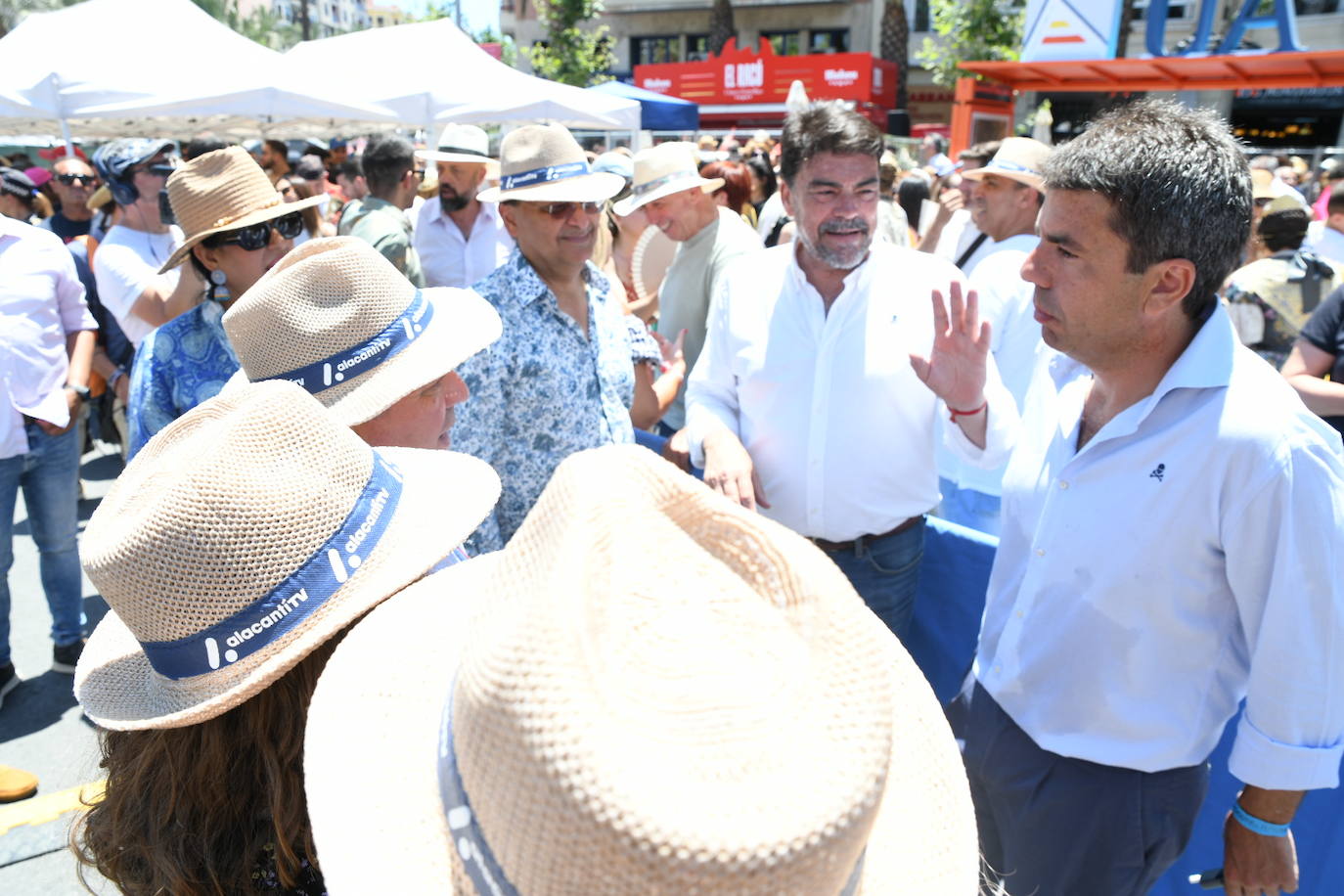 La espectácular mascletà del 23 de junio, foto a foto