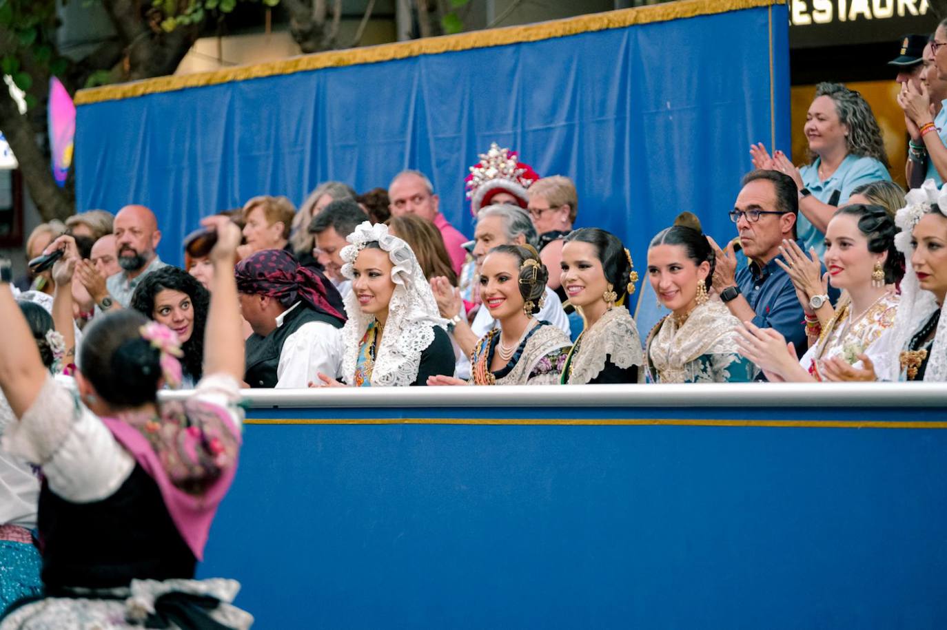 El mundo se une en torno a las Hogueras de Alicante