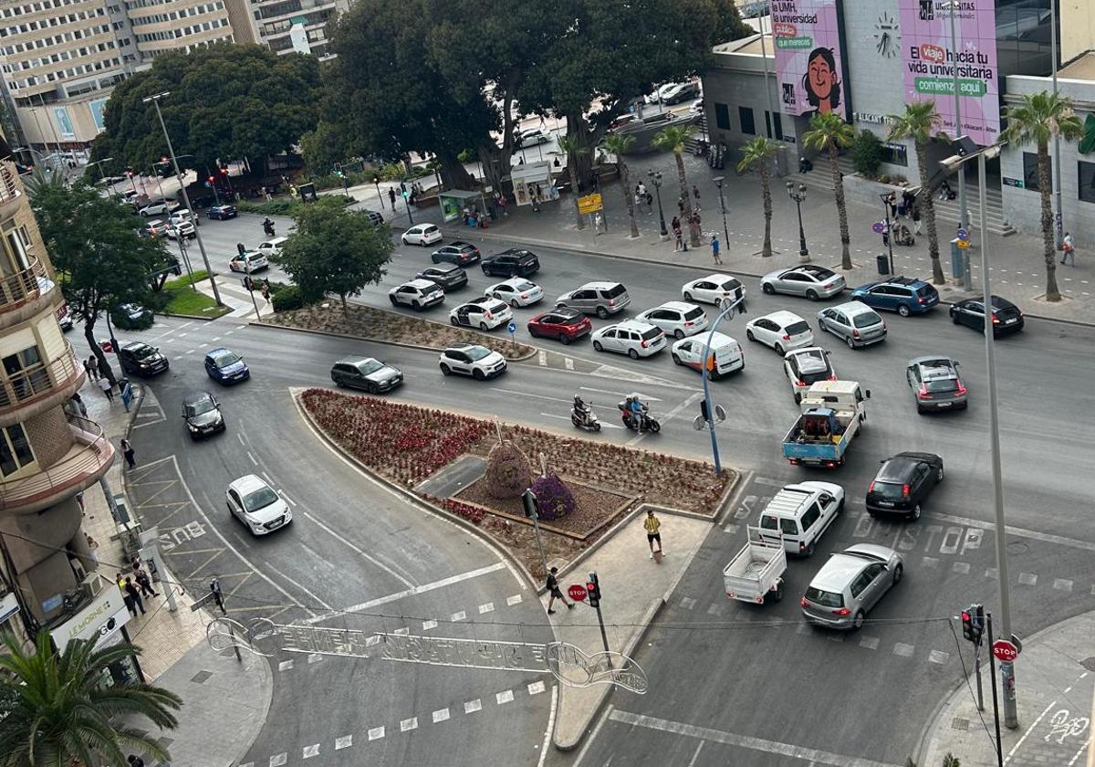 Cruce entre la avenida de la Estación y Salamanca, donde se ha producido el accidente.
