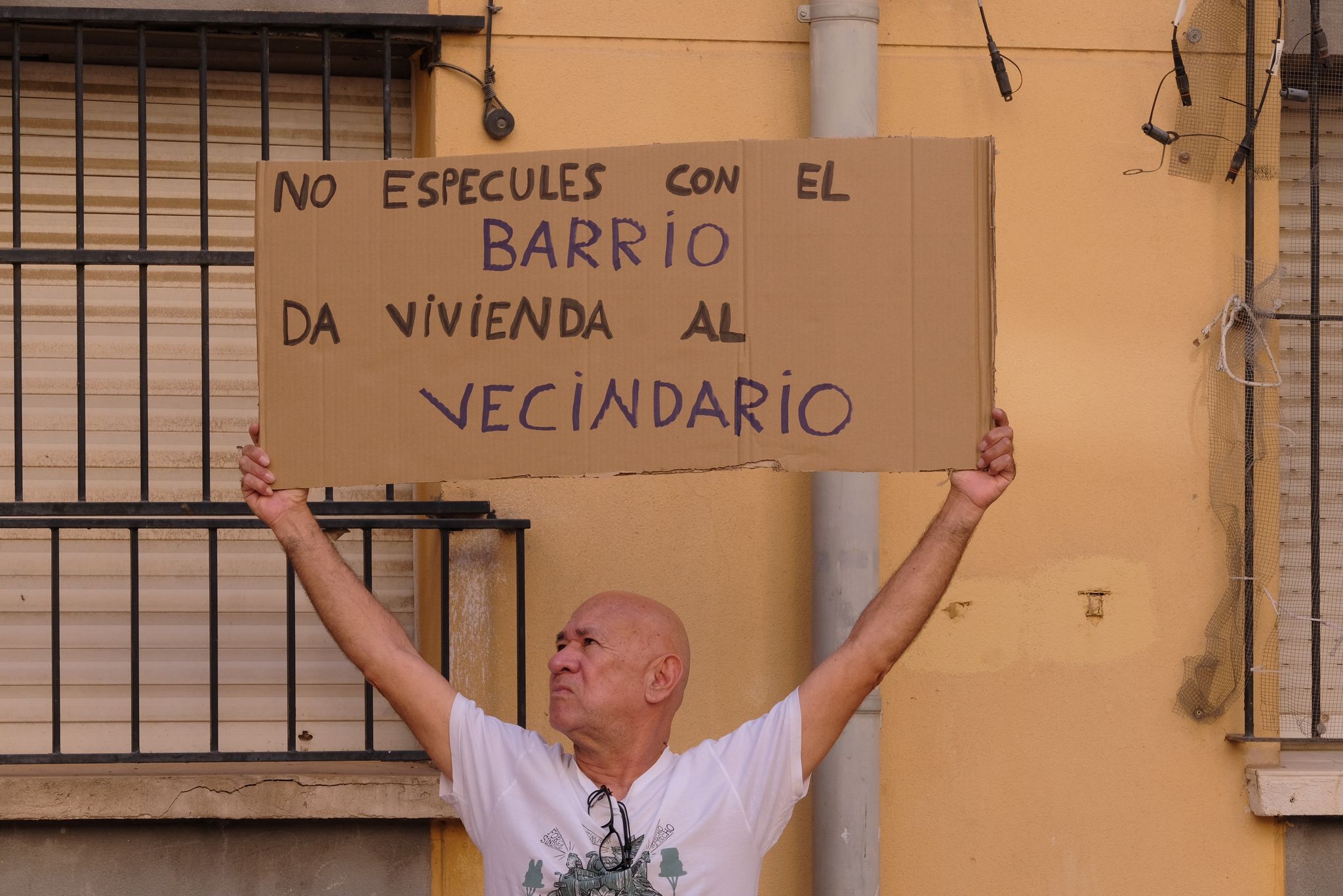 Imágenes del intento de desahucio en el barrio Virgen del Carmen de Alicante
