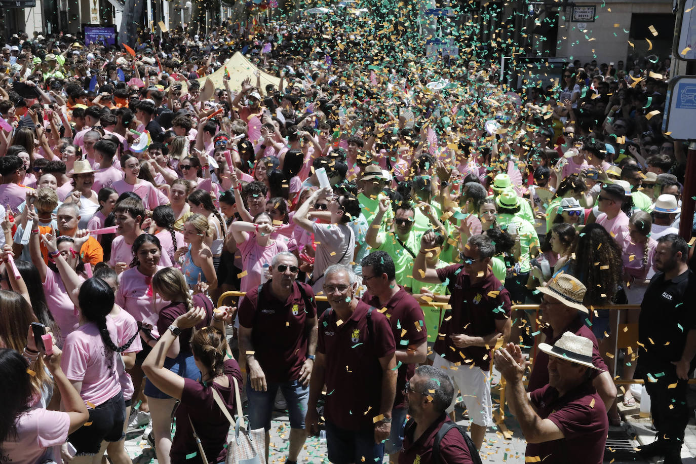 El chupinazo abre la Festa Major de Dénia