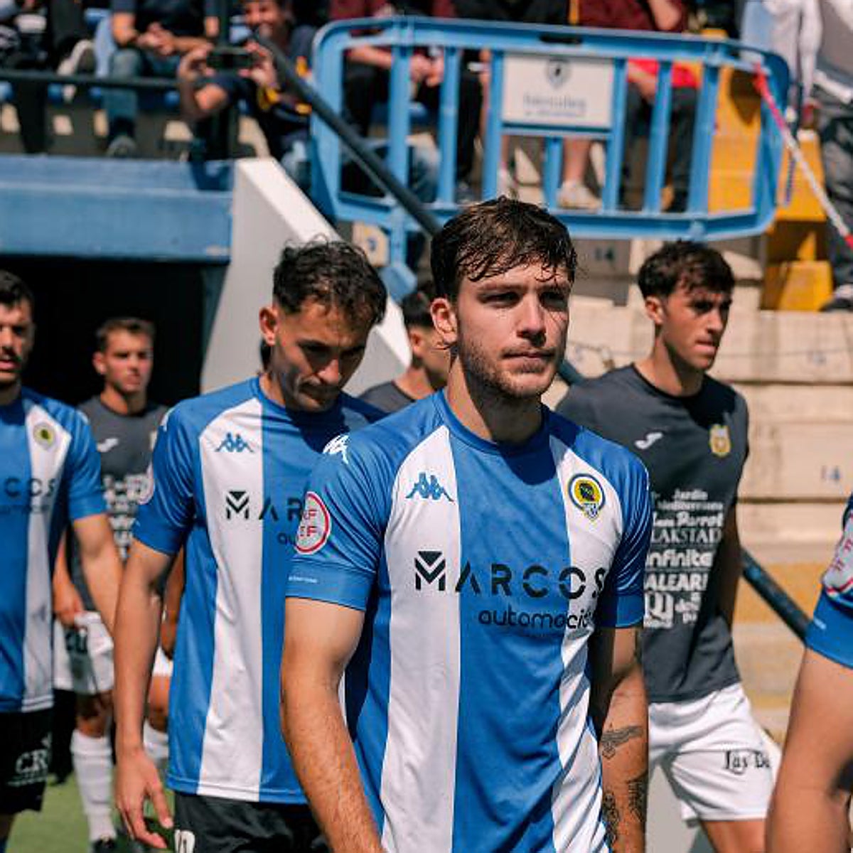 Imagen principal - Juanmi, otra baja dolorosa para el Hércules