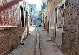 Obras en el barrio de San Antón de Villena.