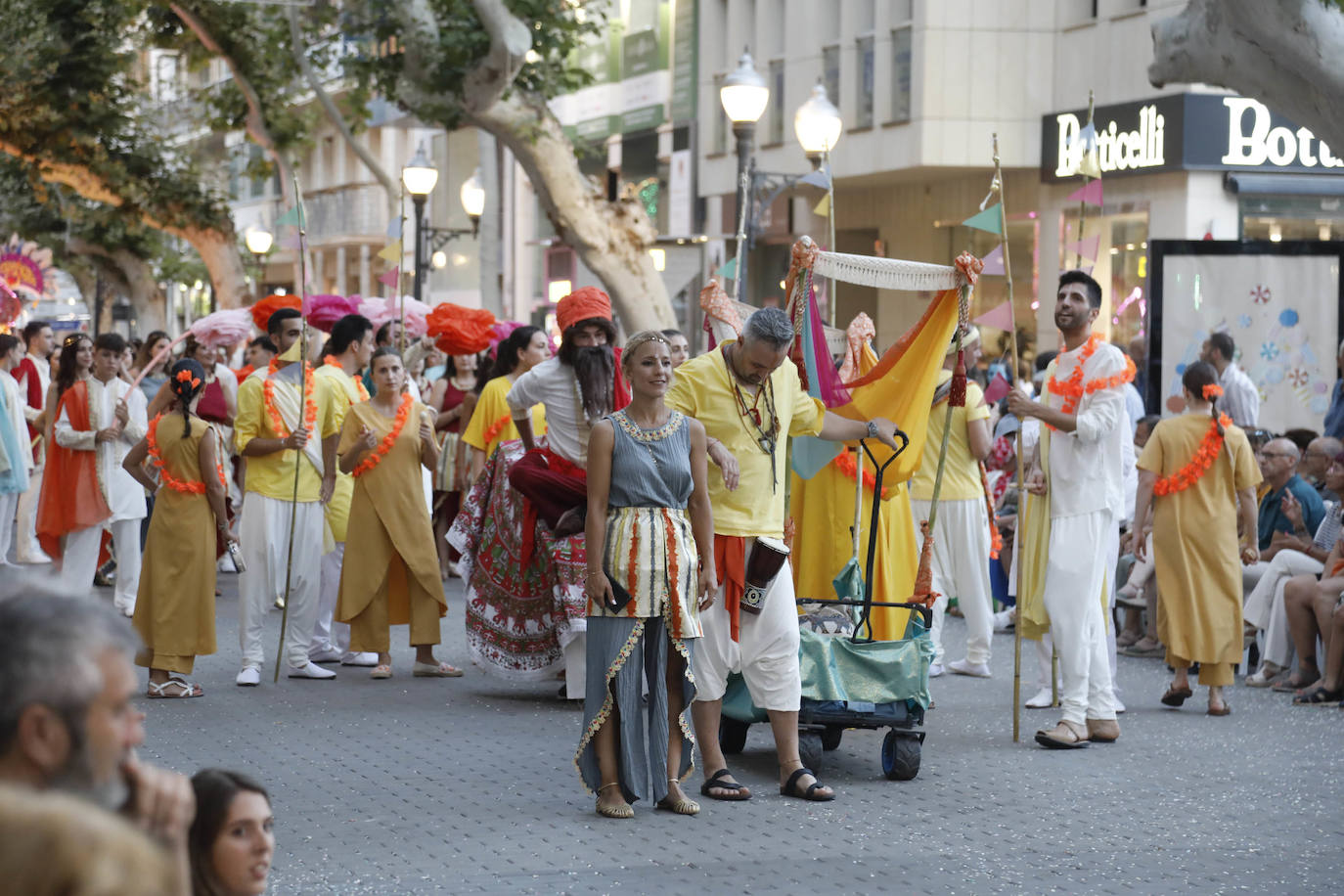 Así ha sido el desfile de Carrozas 2024 de Dénia