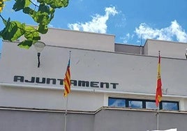 Fachada del Ayuntamiento de Ibi.