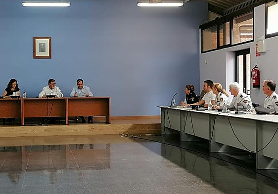 El alcalde de Villena, Fulgencio Cerdán, durante la Junta.