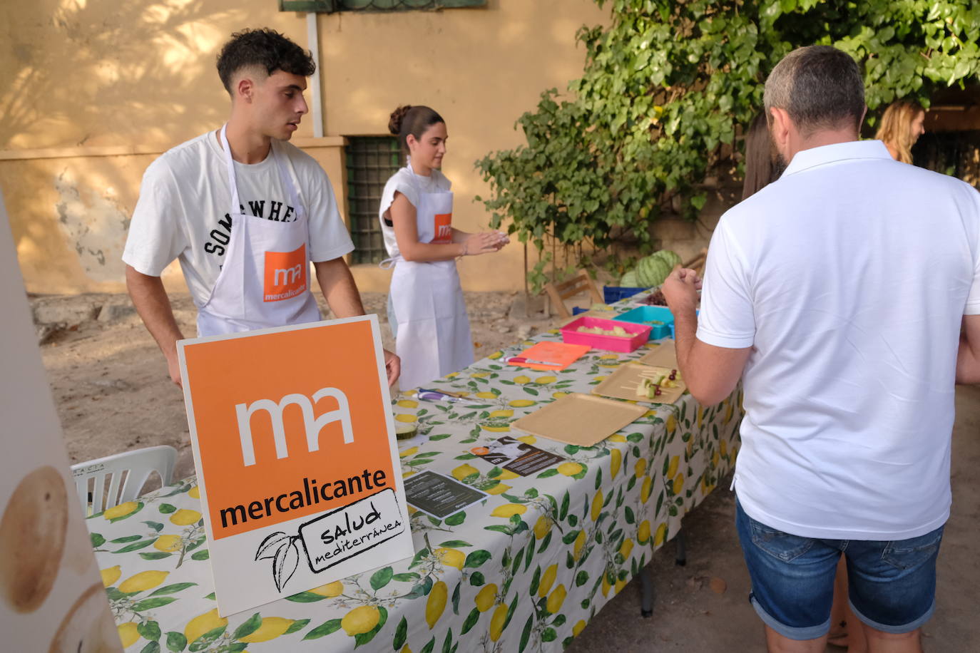 La IV Feria del Tomate de Muchamiel llena el municipio de sabor