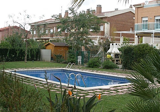 La restricción afecta al llenado de piscinas.