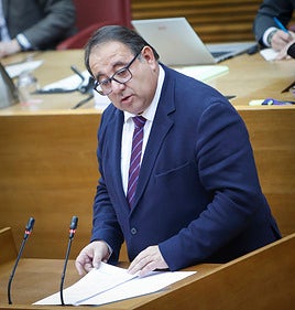 El diputado popular Domingo Ginero durante una intervención en Les Corts.