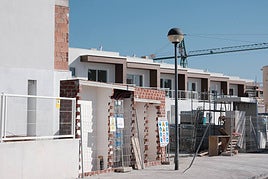 Vivienda en obras en Nou Nazareth.