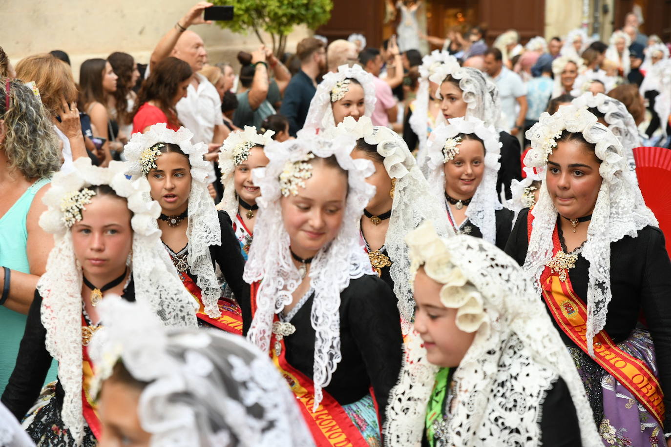 Alicante rinde homenaje a su patrona