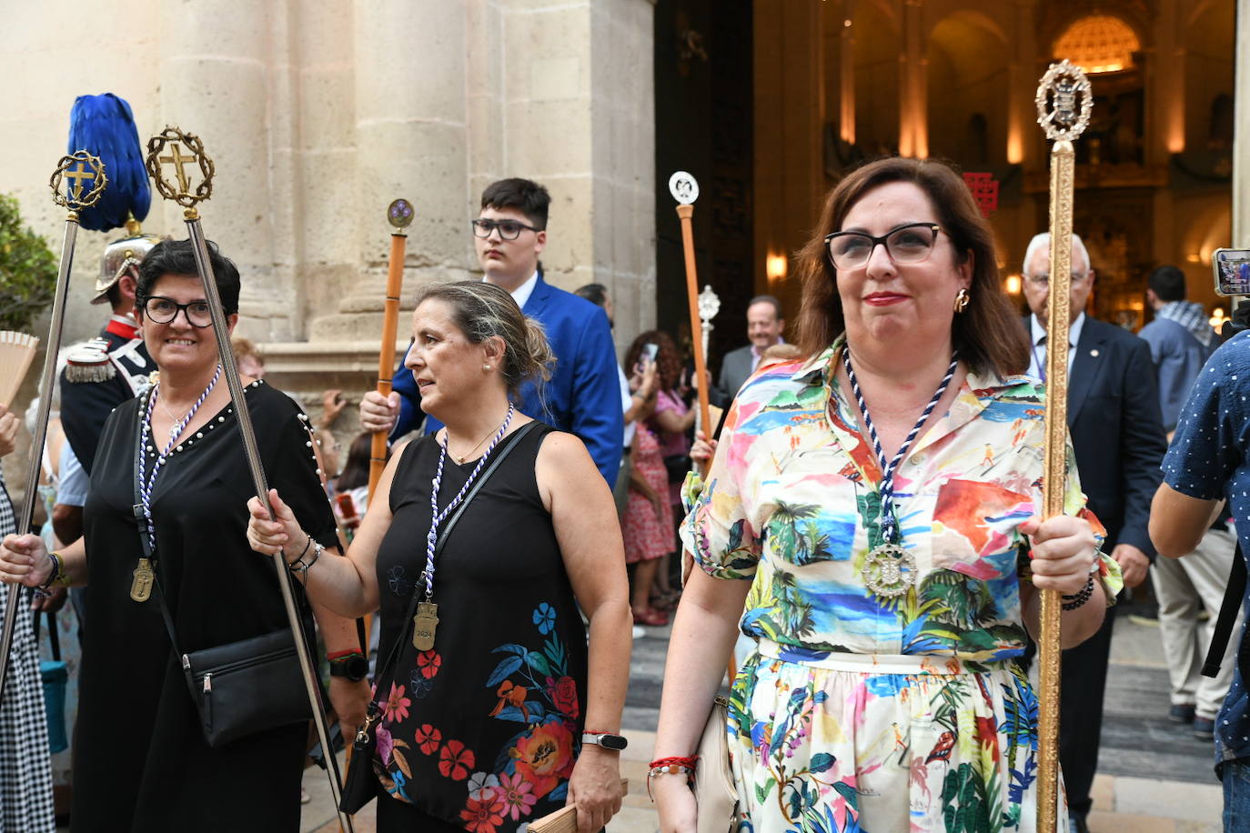 Alicante rinde homenaje a su patrona