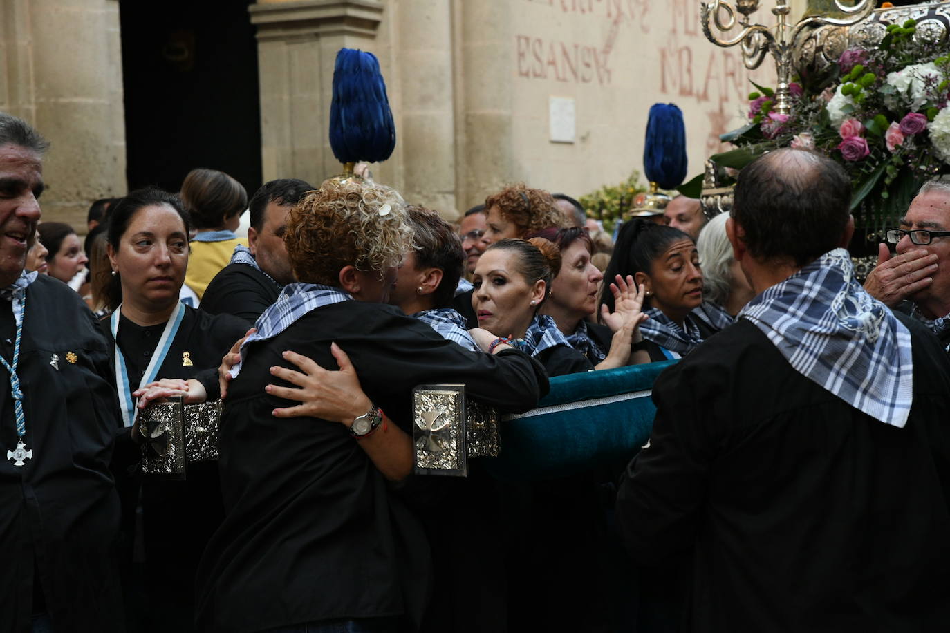 Alicante rinde homenaje a su patrona