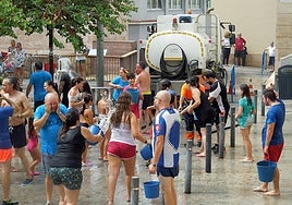 Las «poalàs» en el barrio de San Roque y en el Barrio Obrero de Alicante.