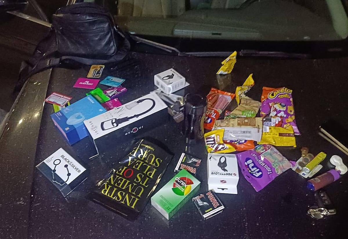 Materiales incautados en la operación.