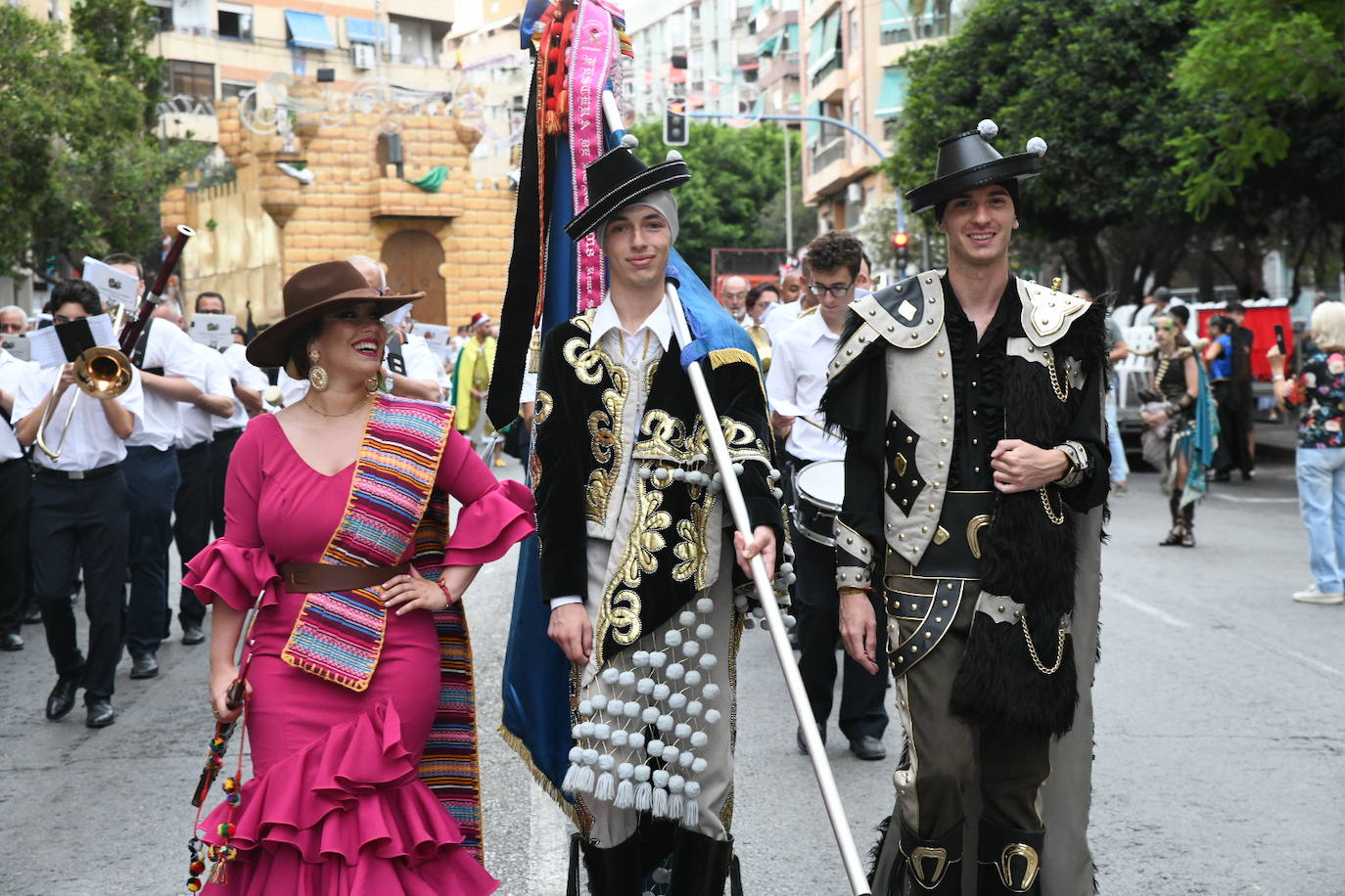 Así ha sido la Entrada de las fiestas de Moros y Cristianos de Altozano
