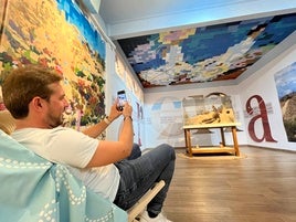 La Crochet Gallery de la Oficina de Turismo de Petrer.