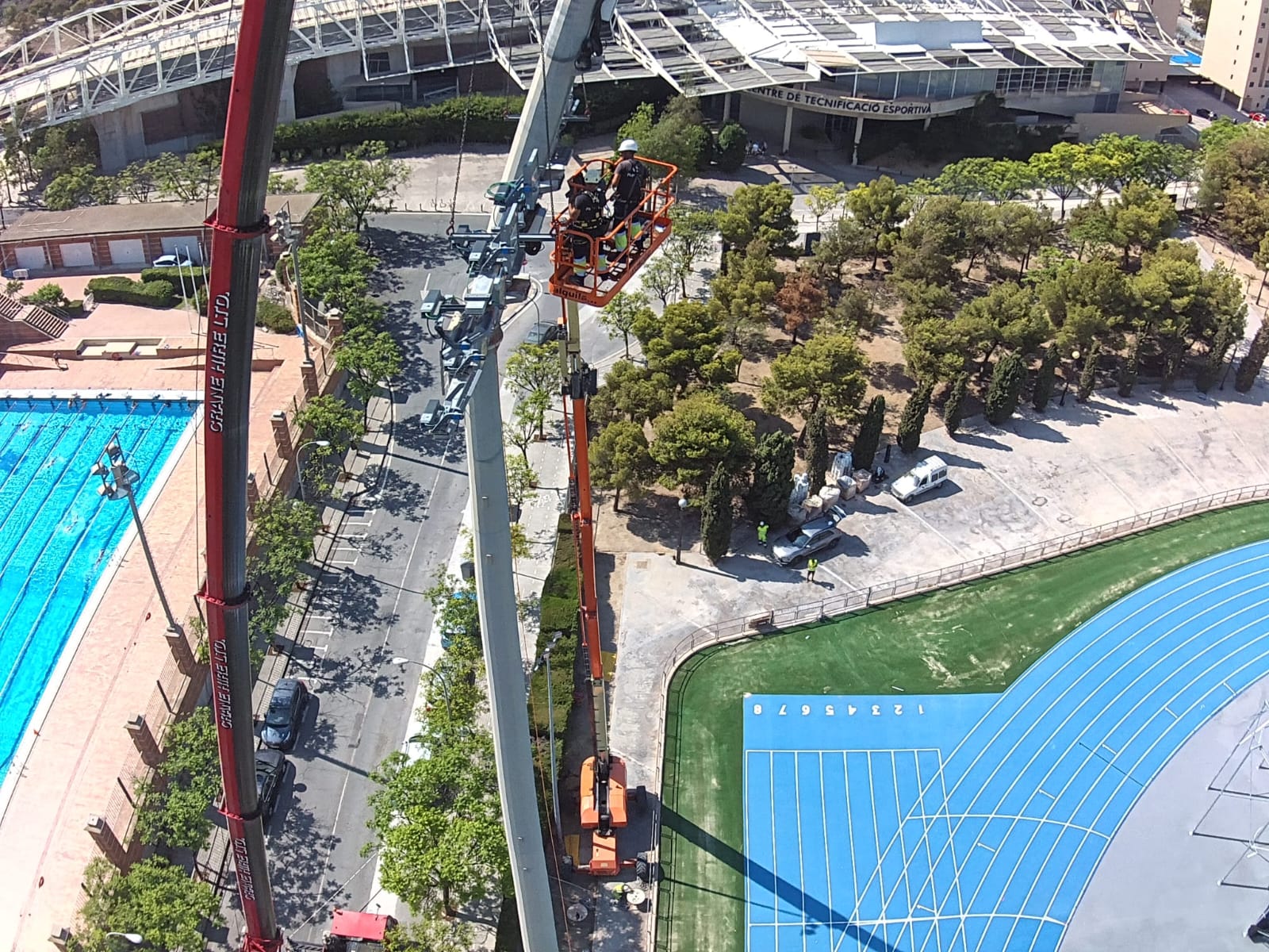Realización de las obras en el estadio.
