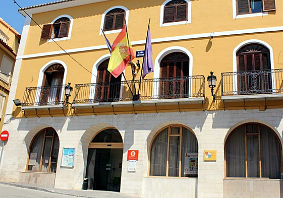 Fachada del ayuntamiento de Callosa d'En Sarrià