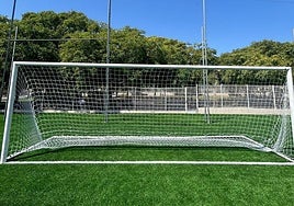 Campo de fútbol del polideportivo Vía Parque.
