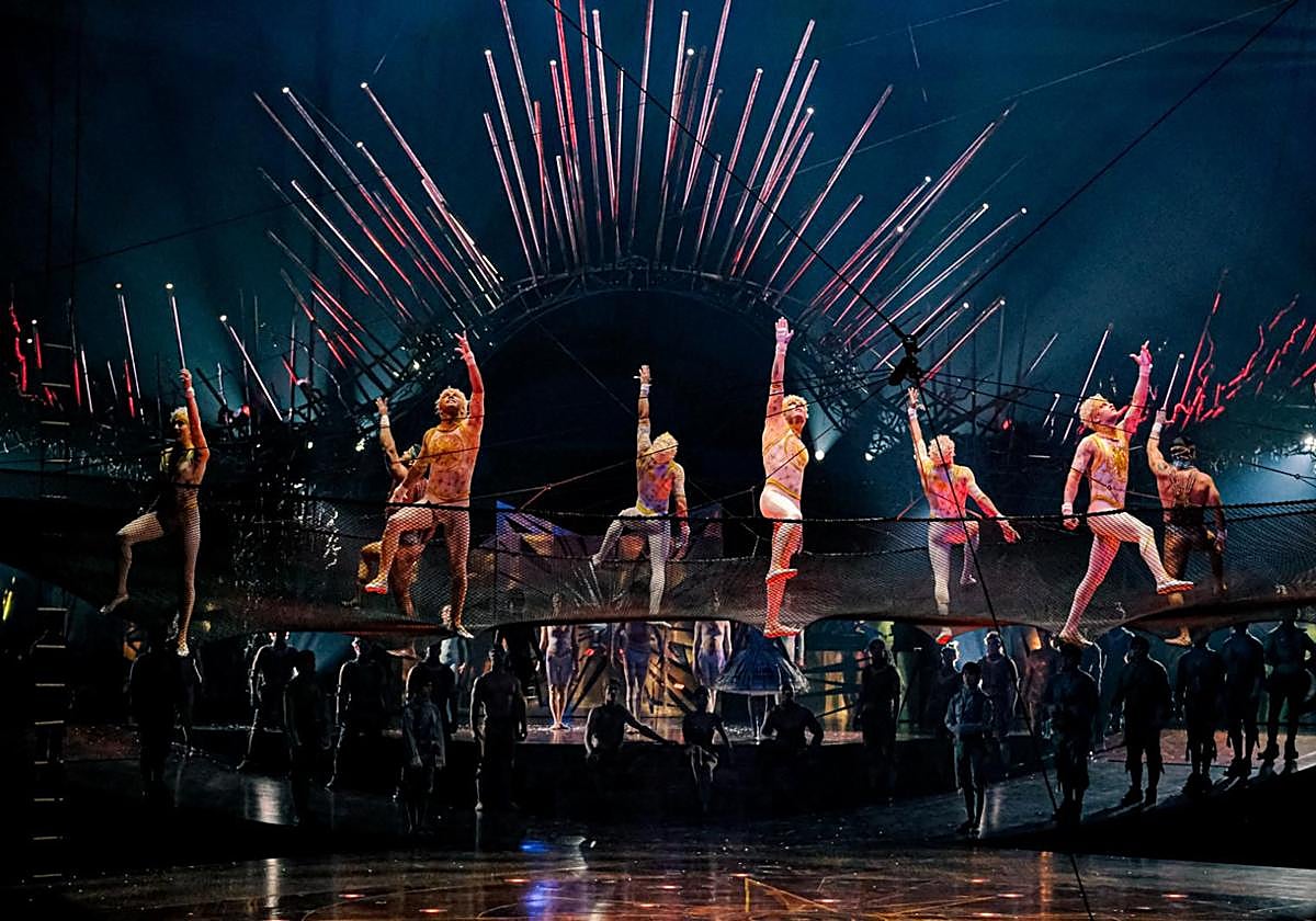 Espectáculo 'Alegría' en el Circo del Sol.