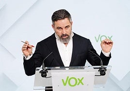 El presidente de VOX, Santiago Abascal, durante una rueda de prensa posterior al Comité de Acción Política de la formación.
