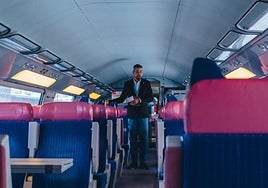 Interior de un tren de Ouigo.