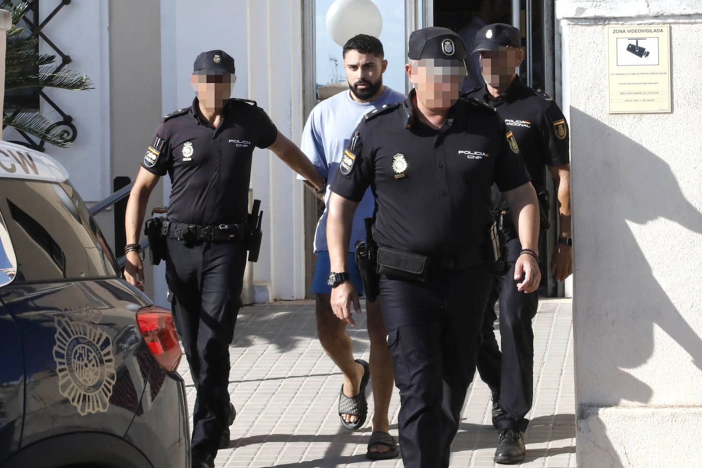 Imagen principal - Prisión provisional para los dos detenidos por el crimen de Dénia