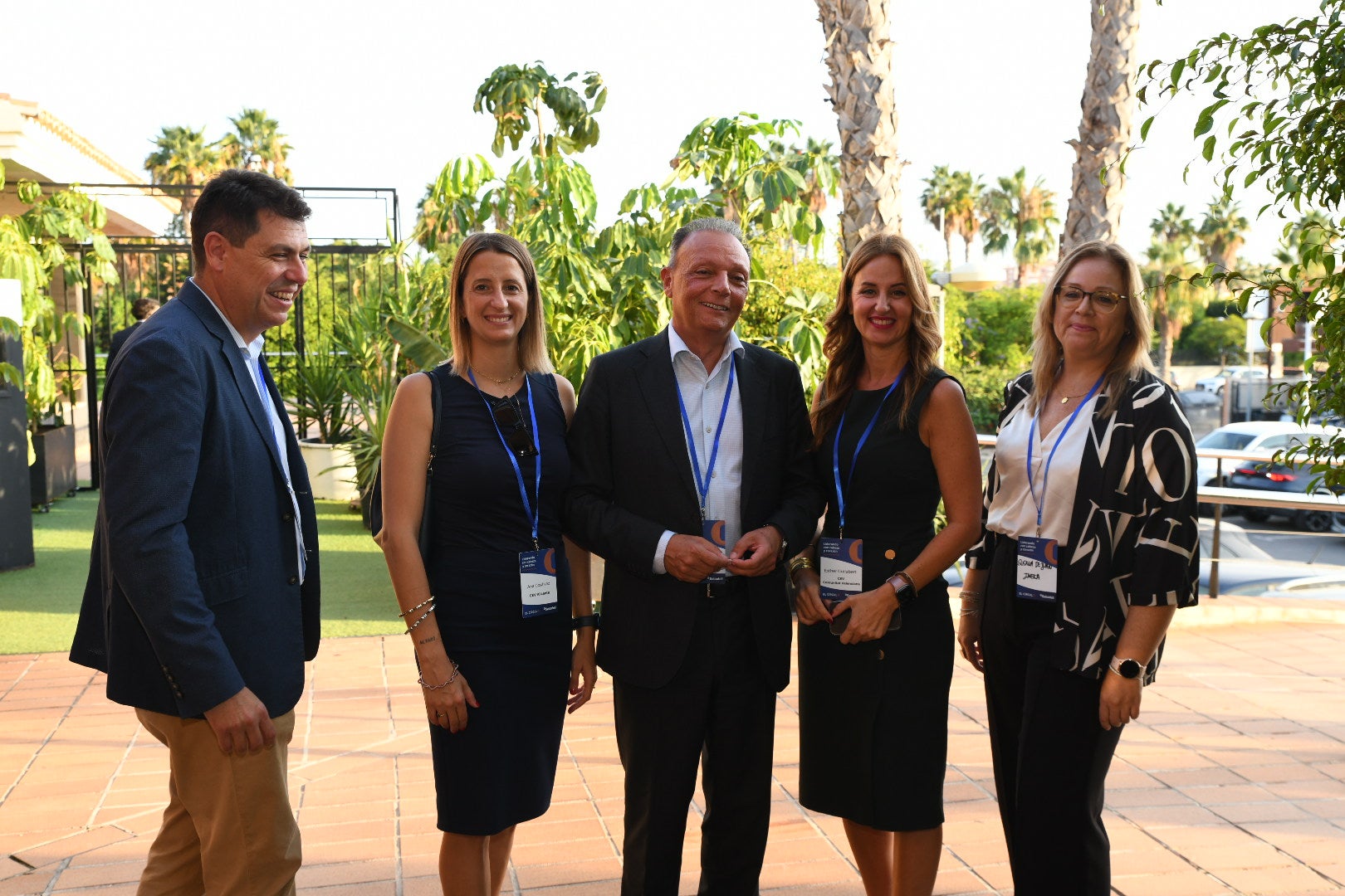 Eva Toledo, reelegida presidenta de El Círculo-Directivos de Alicante