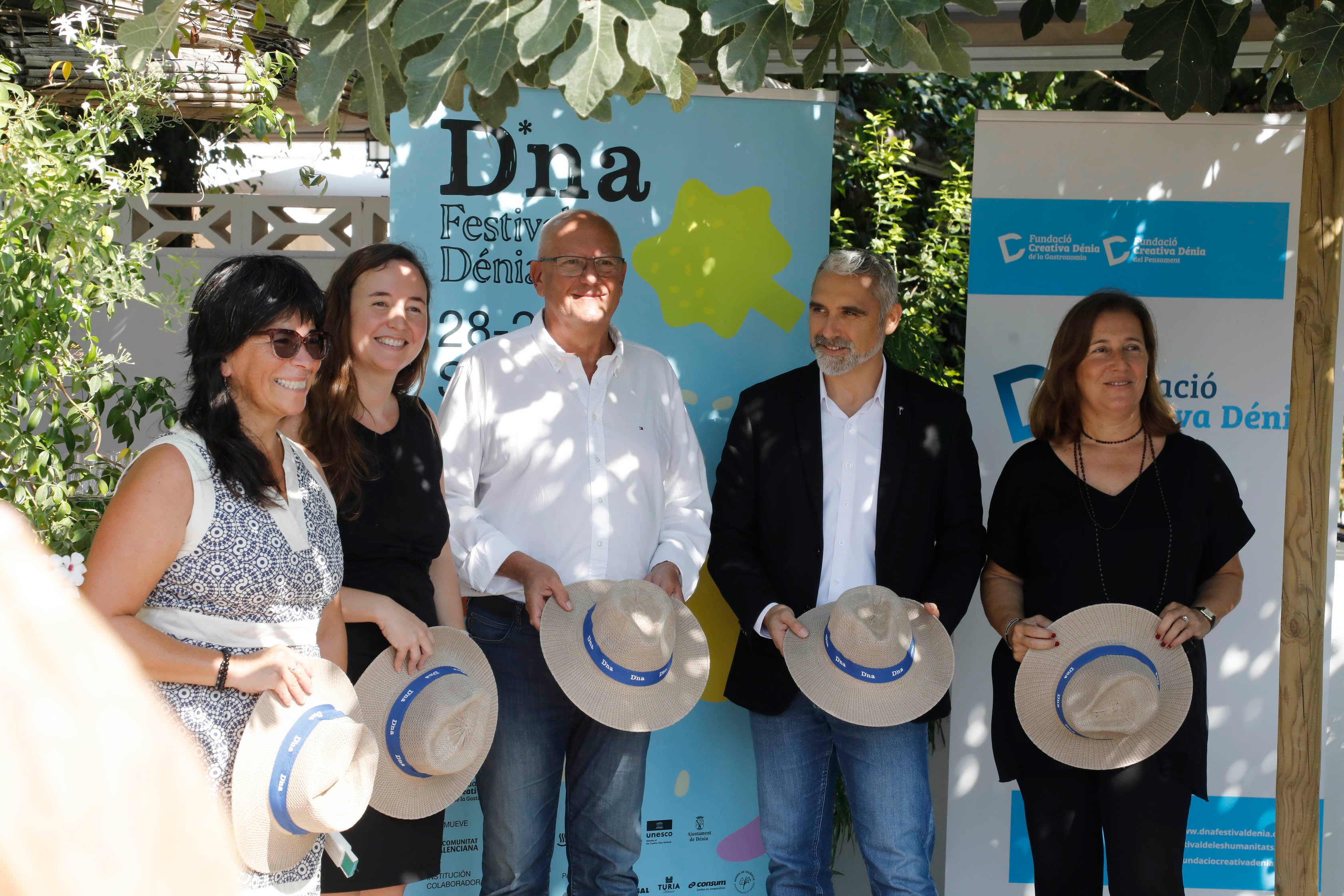 D*na Festival Dénia rinde tributo al producto de la huerta desde la orilla del mar