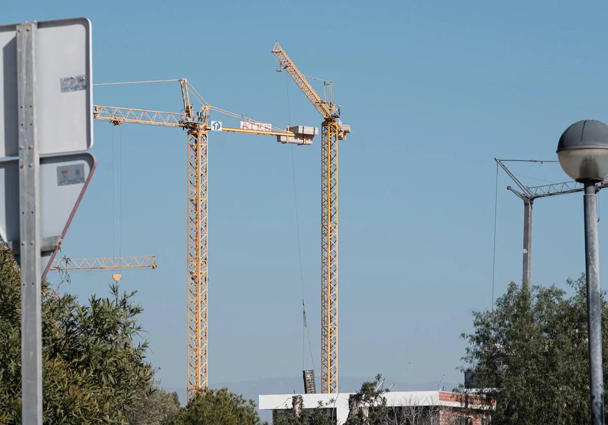 Construcción de viviendas en Alicante.