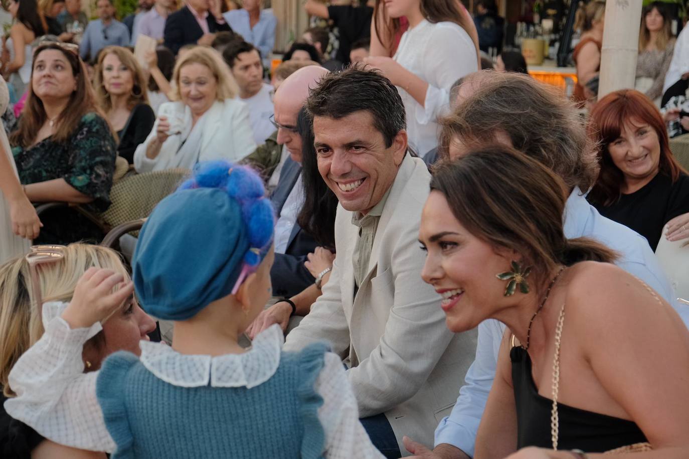 Vestidos con una sonrisa