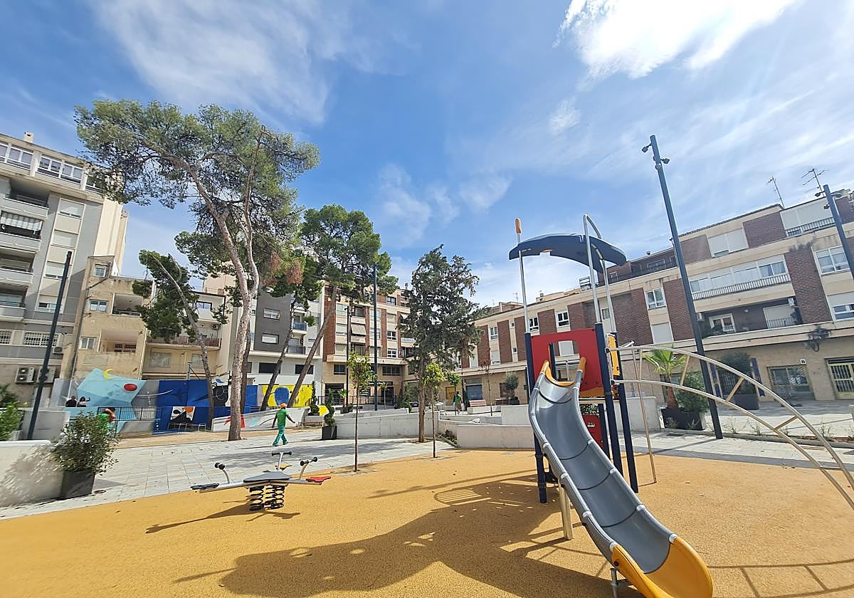 Imagen de la plaza Joan Miró tras su remodelación.