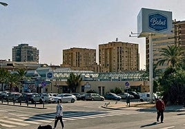 Mercado de Babel y zona de las obras del parking.