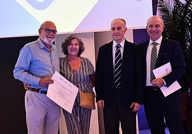 La gala ha tenido lugar en el Auditorio del Palacio de Congresos del Colegio de Médicos de Alicante.