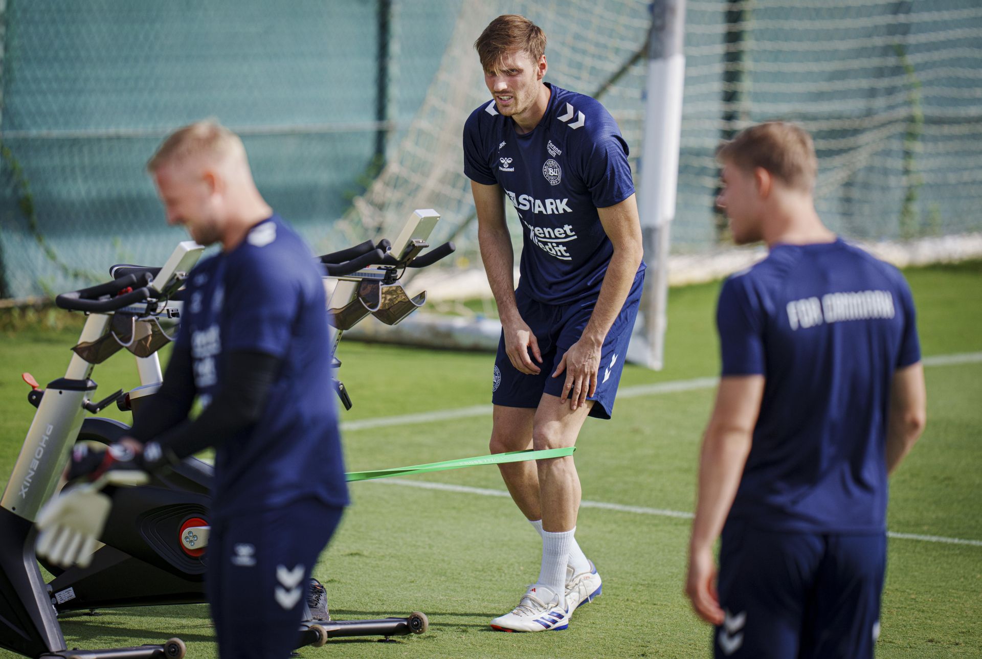 Dinamarca entrena en un pueblo de Alicante antes de enfrentarse a España
