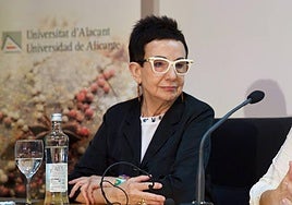 La chef Carme Ruscalleda en la Universidad de Alicante.