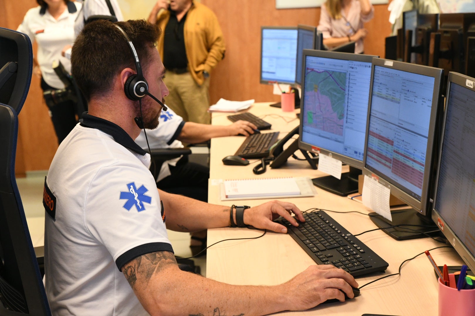 Imagen principal - El CICU vuelve a tener base en Alicante desde este viernes