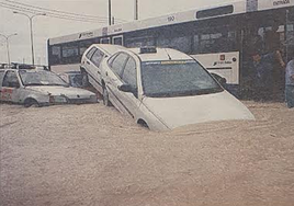 Coches flotando en las calles de Alicante