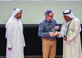 El director de Vilamuseu, Antonio Espinosa, en Emiratos Árabes