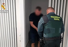 Detenido por tráfico de drogas internacional.