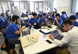 Alumnos de la UA participan en un reto de innovación sobre inteligencia artifiicial,